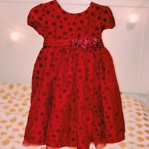Pretty red dress (Girl 4T)